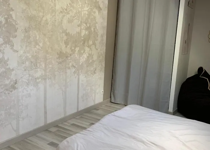 Maison L * Трейер