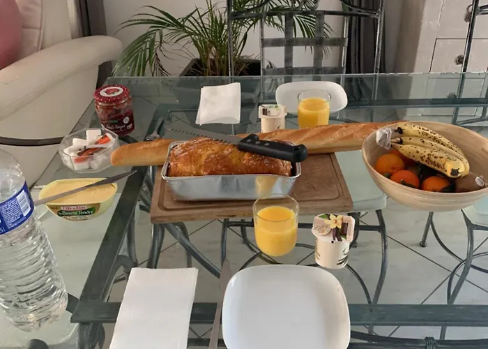 בית אירוח Maison L *